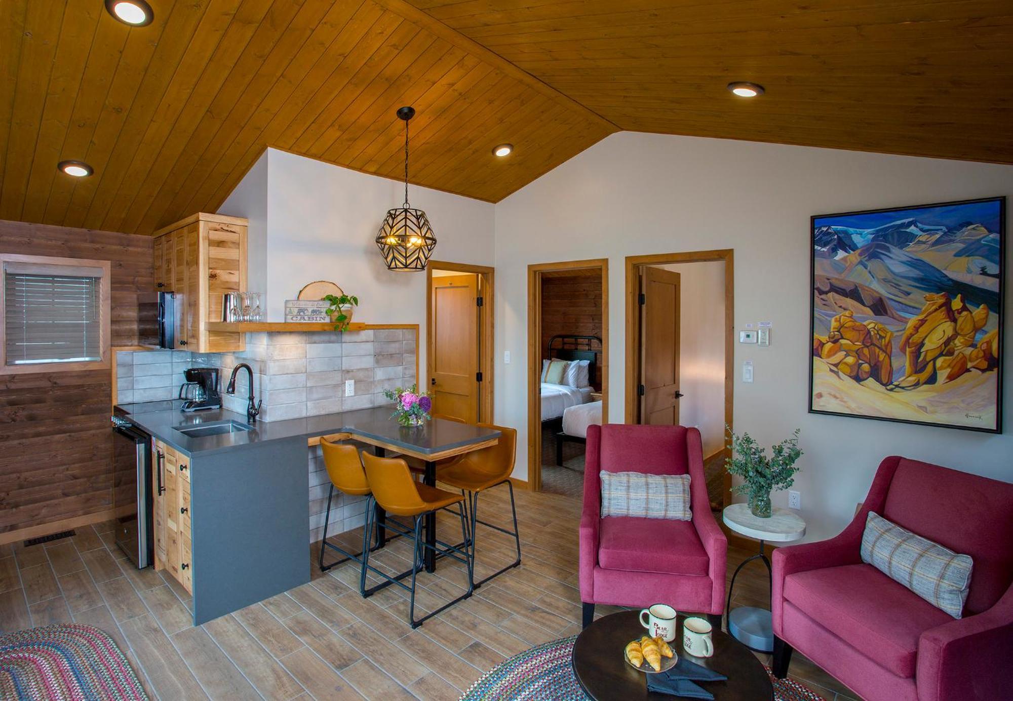 Lodge Bear Hill