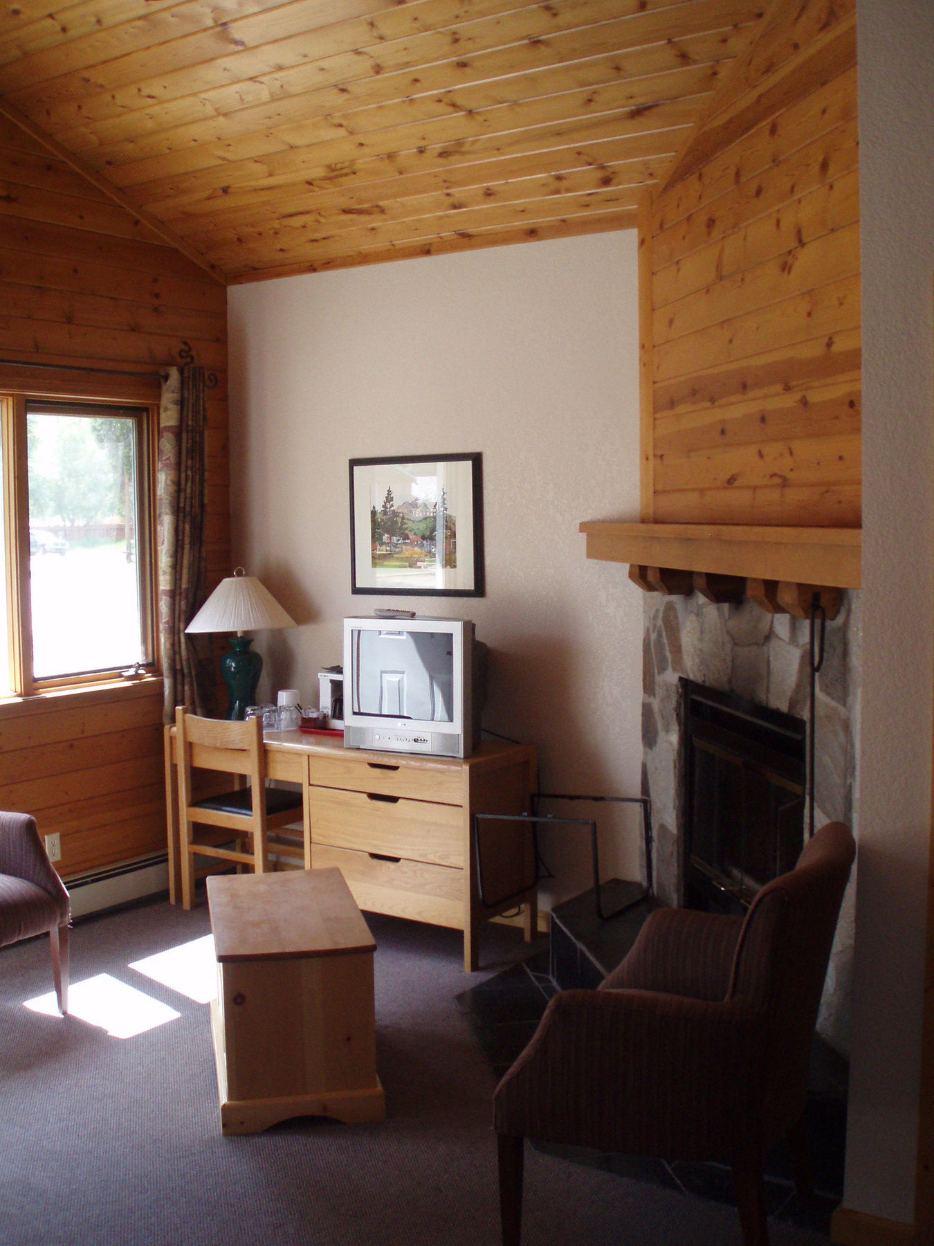 Lodge Bear Hill