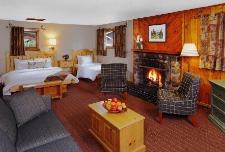 Bear Hill Lodge *